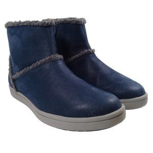 Clarks Cloudsteppers Step Glow Rose Women's Blue Faux Fur Lined Zip Boots 9.5W